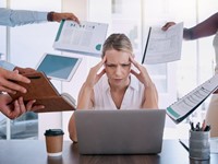 ¿Conoces los síntomas del estrés laboral?